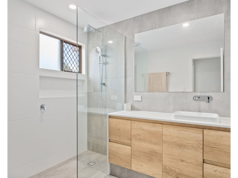 1/106 Mackay Street, Coorparoo QLD 4151
