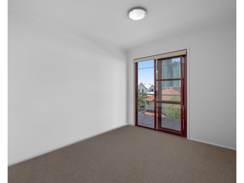 8/16 Phillips St, Spring Hill QLD 4000