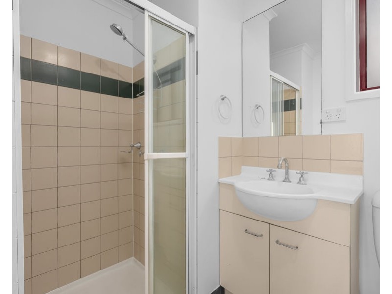 8/16 Phillips St, Spring Hill QLD 4000