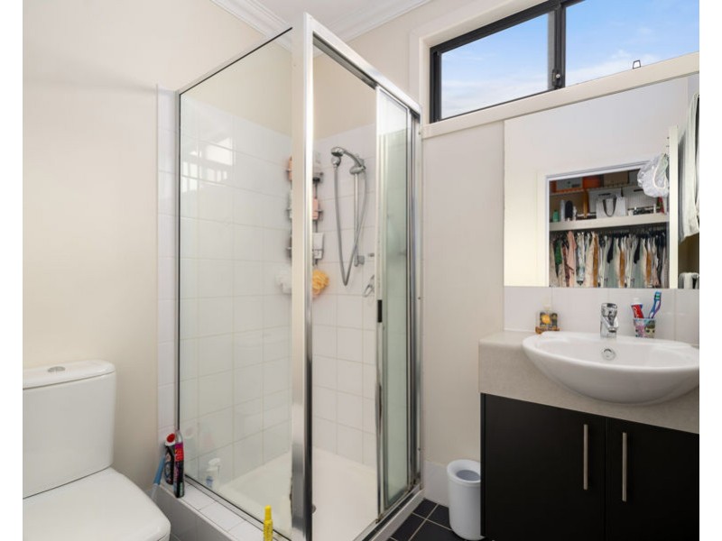 128 Shrapnel Rd, Cannon Hill QLD 4170