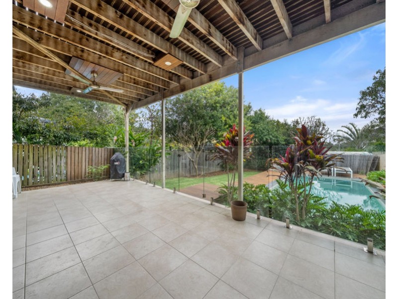 128 Shrapnel Rd, Cannon Hill QLD 4170