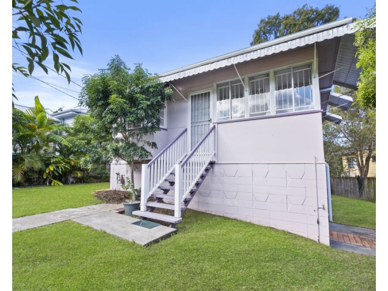 36 Palmer Street, Greenslopes QLD 4120