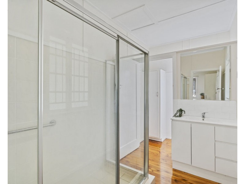 36 Palmer Street, Greenslopes QLD 4120