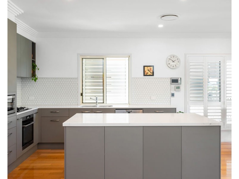 57 Amelia Street, Coorparoo QLD 4151