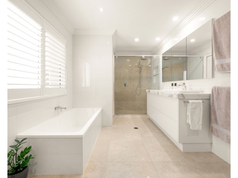 57 Amelia Street, Coorparoo QLD 4151