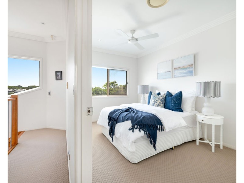 57 Amelia Street, Coorparoo QLD 4151