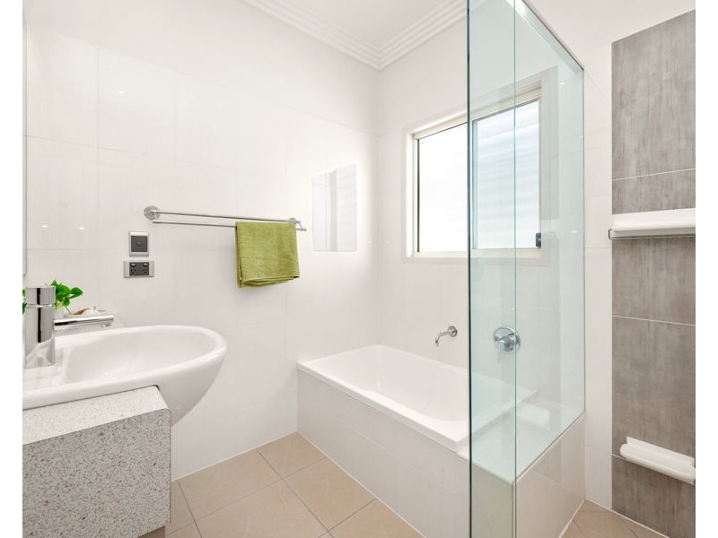 57 Amelia Street, Coorparoo QLD 4151