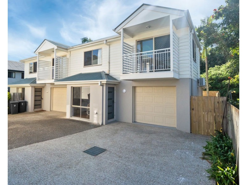 2 / 24 Robinson Street, Coorparoo QLD 4151