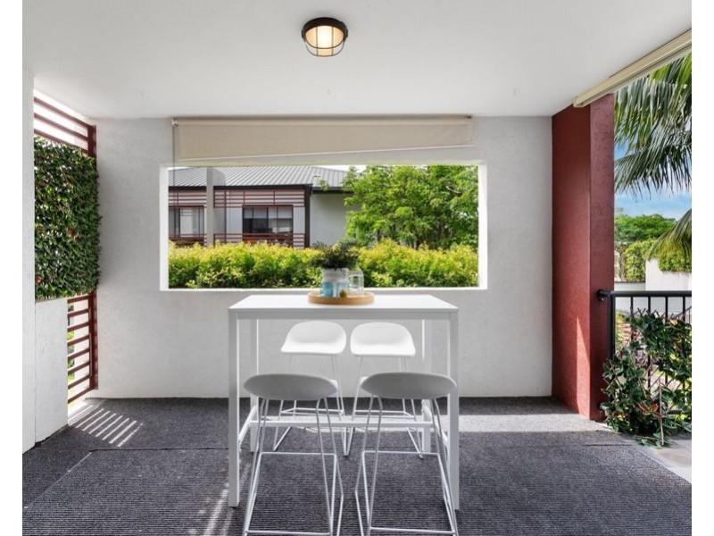 16/11 Kitchener St, Coorparoo QLD 4151
