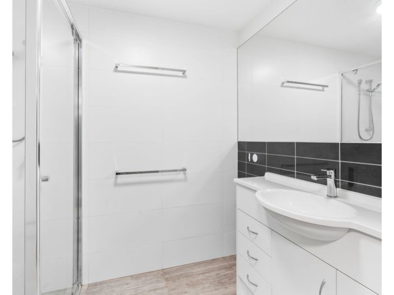 5/35 Crown Street, Holland Park West QLD 4121