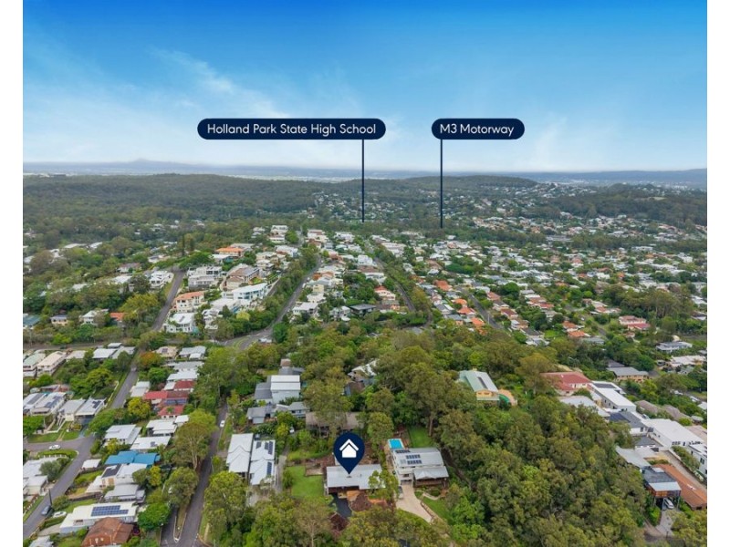 43 Castle Hill St, Holland Park West QLD 4121