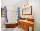 16 Peasant St, Holland Park West QLD 4121