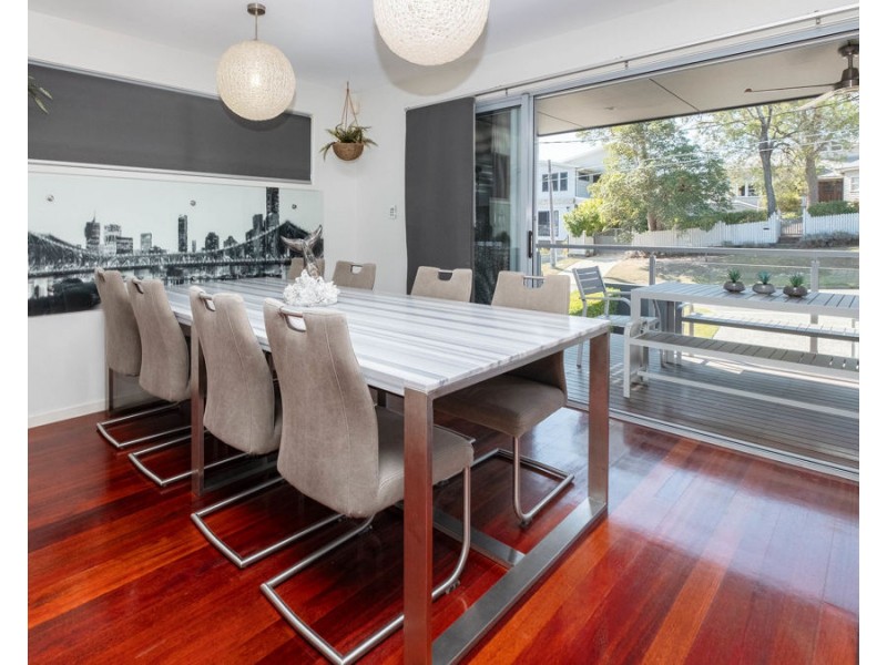 23 Brisbane Ave, Camp Hill QLD 4152