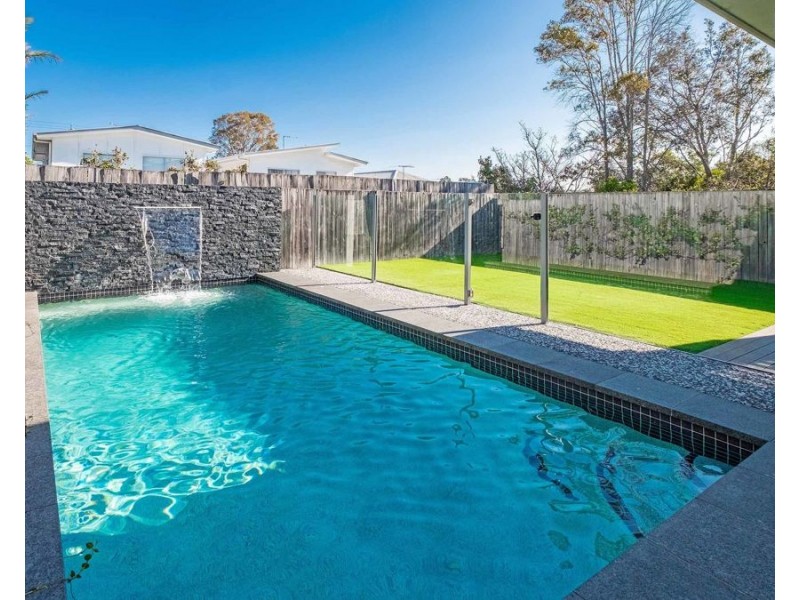 23 Brisbane Ave, Camp Hill QLD 4152