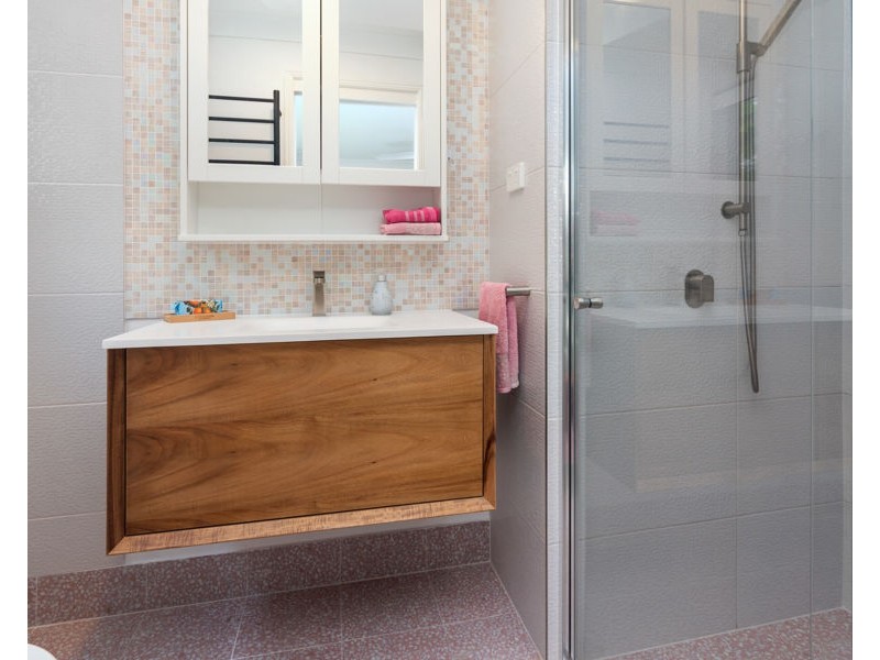 13 Charlotte Street, Carina QLD 4152