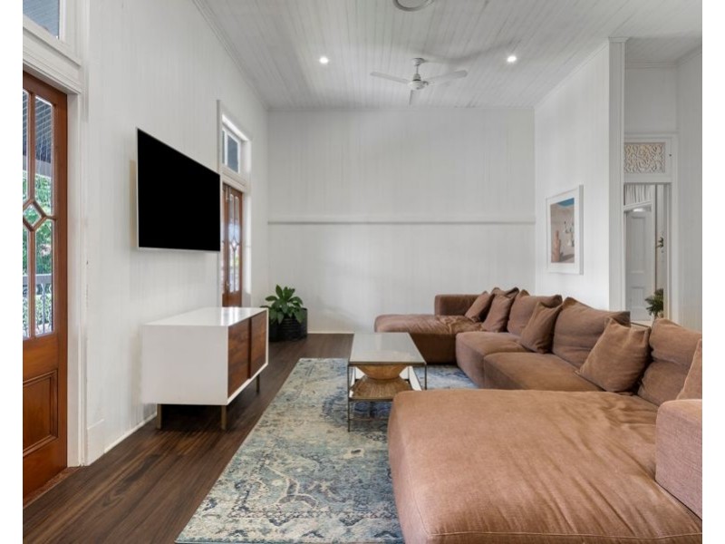 156 Agnew Street, Morningside QLD 4170