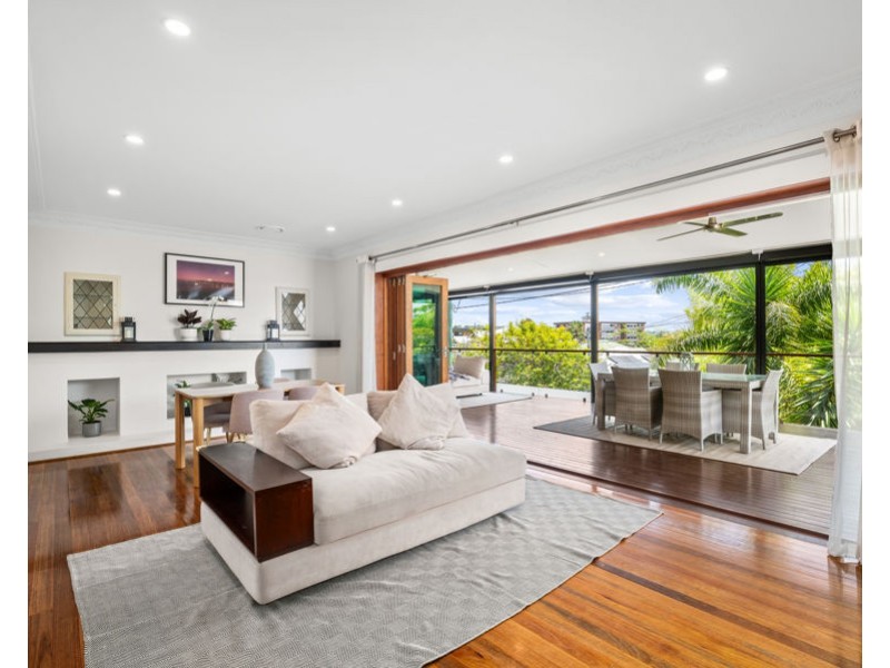 41 Raby Road, Coorparoo QLD 4151