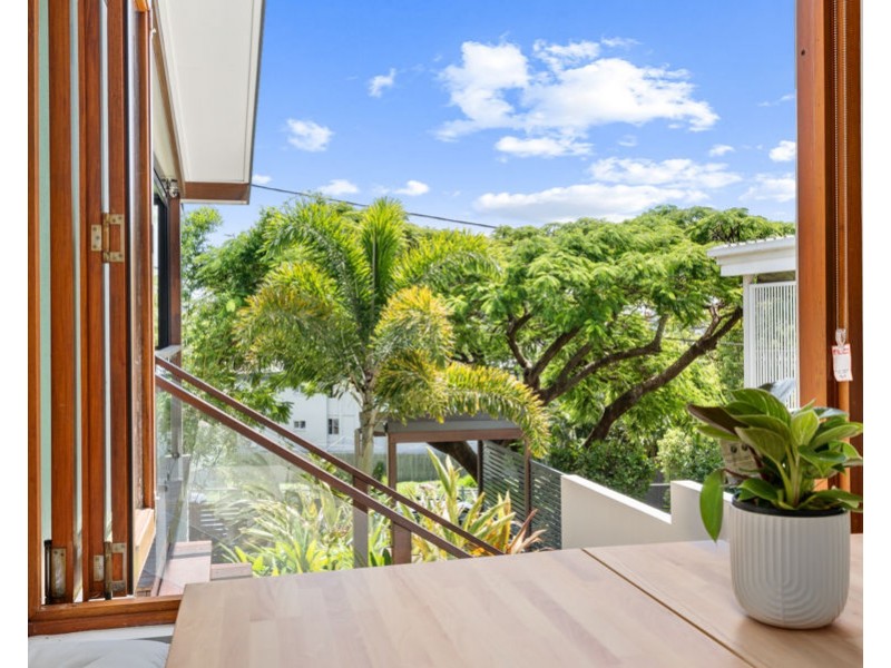 41 Raby Road, Coorparoo QLD 4151