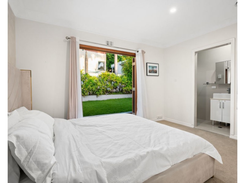 41 Raby Road, Coorparoo QLD 4151