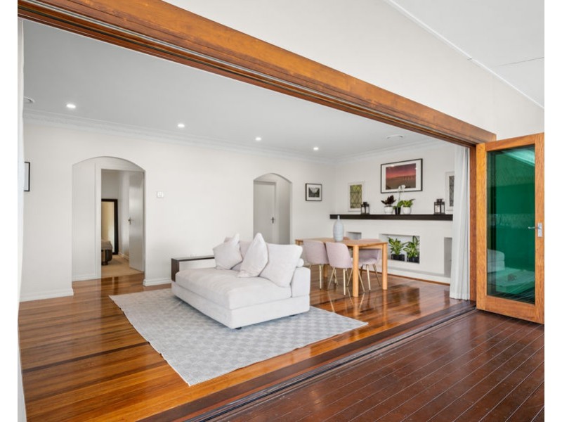 41 Raby Road, Coorparoo QLD 4151