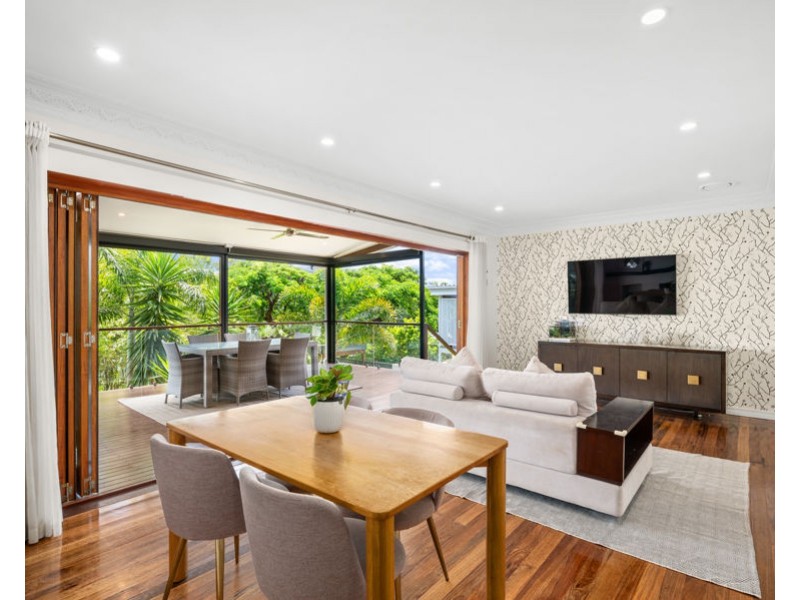 41 Raby Road, Coorparoo QLD 4151