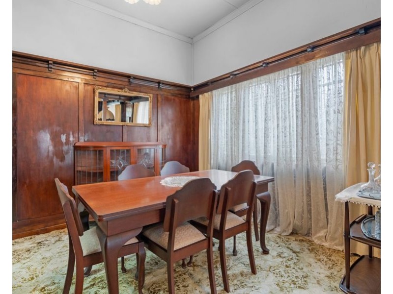 31 Knowsley Street, Greenslopes QLD 4120