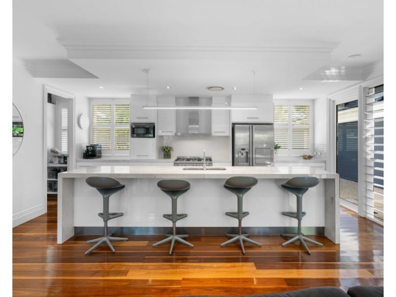 15 Landor St, Tarragindi QLD 4121