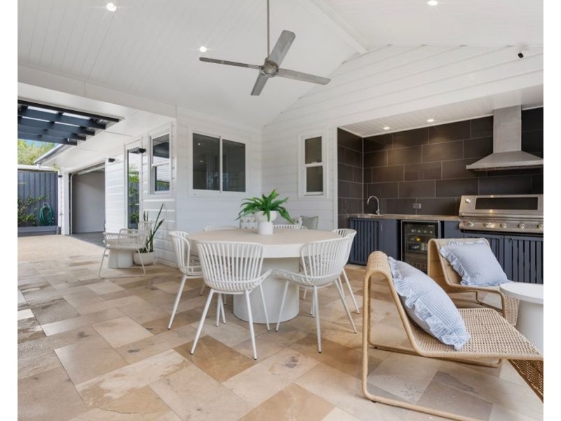 15 Landor St, Tarragindi QLD 4121