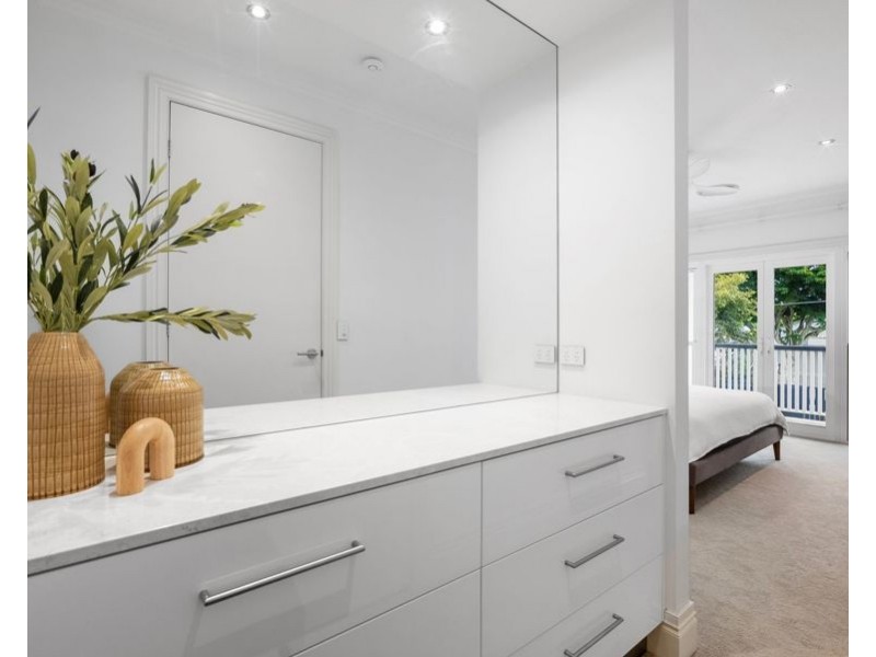 15 Landor St, Tarragindi QLD 4121