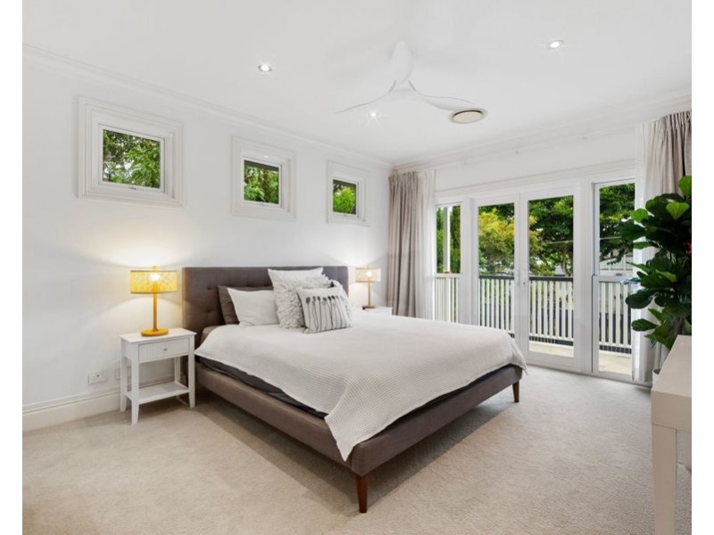 15 Landor St, Tarragindi QLD 4121