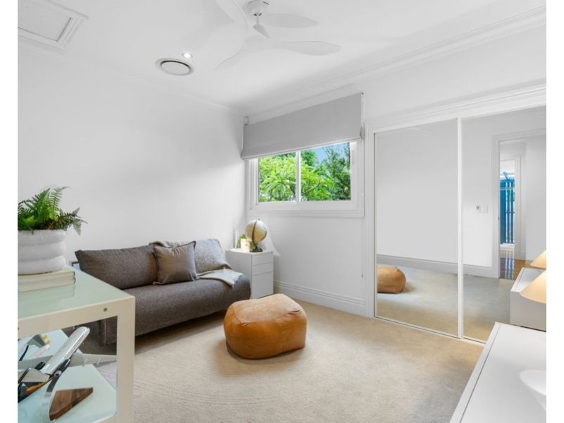 15 Landor St, Tarragindi QLD 4121