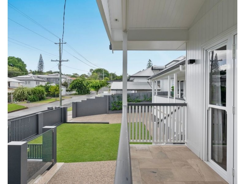 15 Landor St, Tarragindi QLD 4121