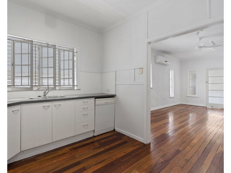 73 Bilyana St, Balmoral QLD 4171