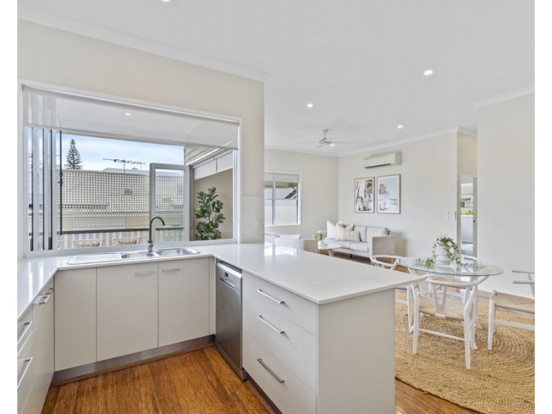 259 Ekibin Road, Tarragindi QLD 4121