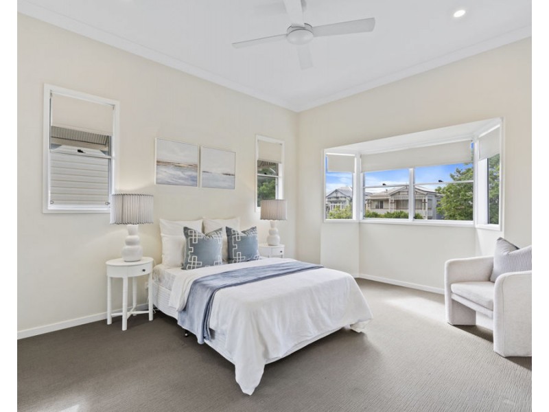 259 Ekibin Road, Tarragindi QLD 4121