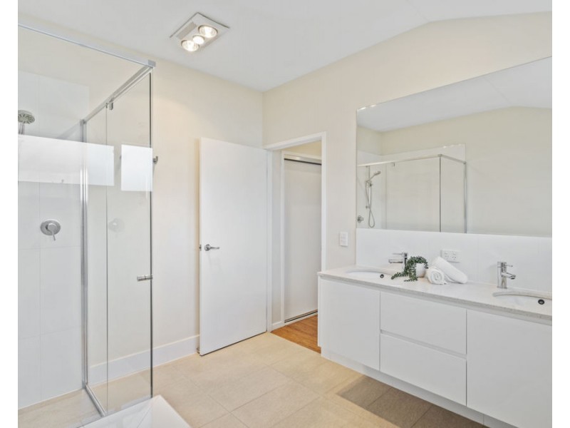 259 Ekibin Road, Tarragindi QLD 4121