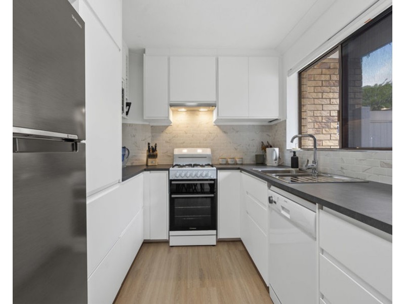 2/83 Waldheim St, Annerley QLD 4103