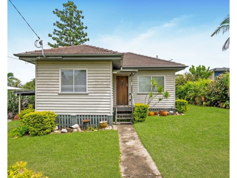 107 Molloy Rd, Cannon Hill QLD 4170