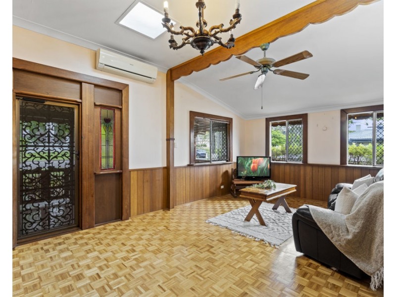 37 Gatton Street, Mount Gravatt East QLD 4122