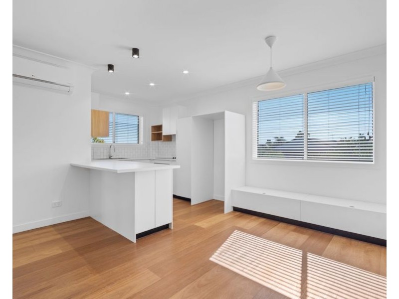 4 / 63 Wellington Street, Coorparoo QLD 4151