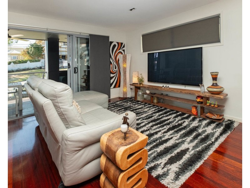 23 Brisbane Ave, Camp Hill QLD 4152