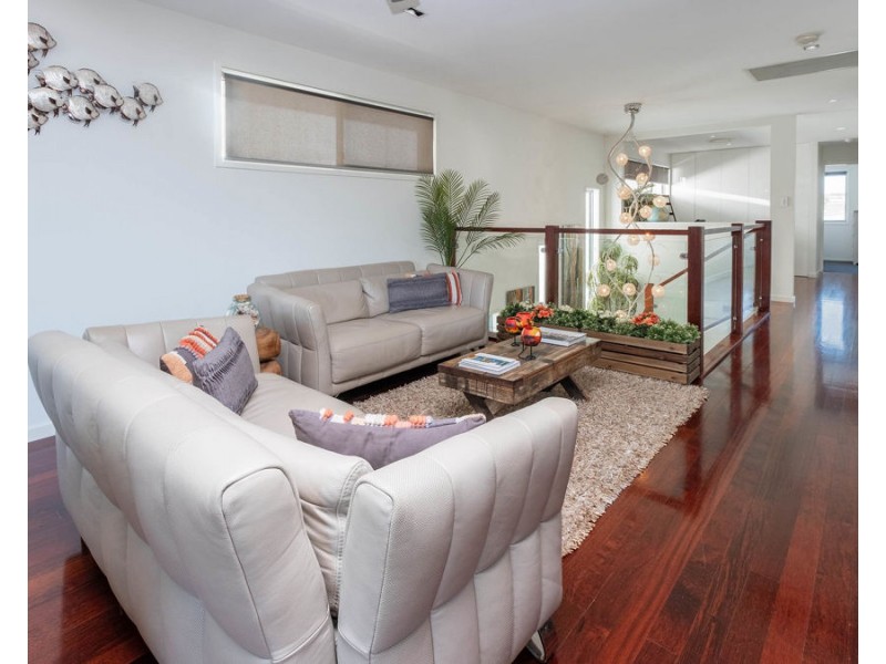 23 Brisbane Ave, Camp Hill QLD 4152