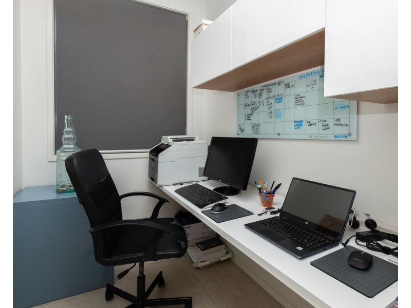 23 Brisbane Ave, Camp Hill QLD 4152