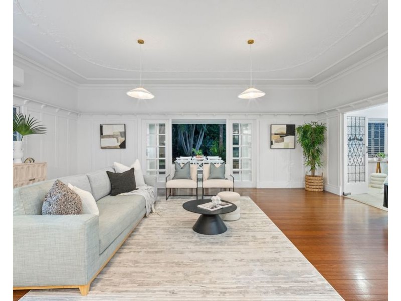 14 Emlyn Street, Coorparoo QLD 4151