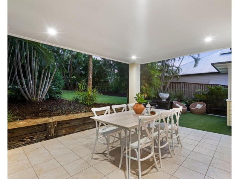 14 Emlyn Street, Coorparoo QLD 4151