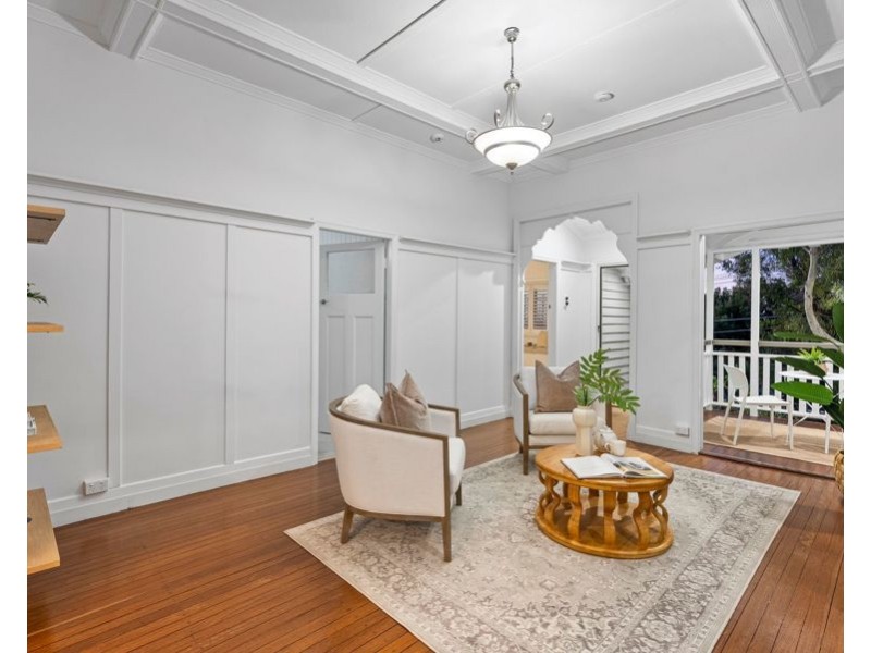 14 Emlyn Street, Coorparoo QLD 4151