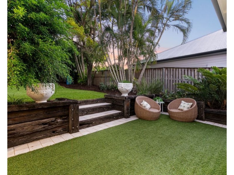 14 Emlyn Street, Coorparoo QLD 4151