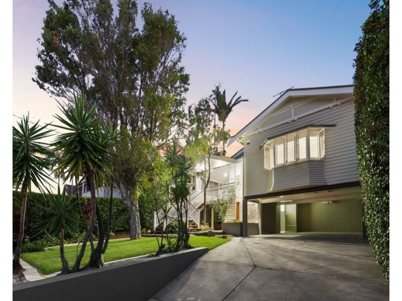 14 Emlyn Street, Coorparoo QLD 4151