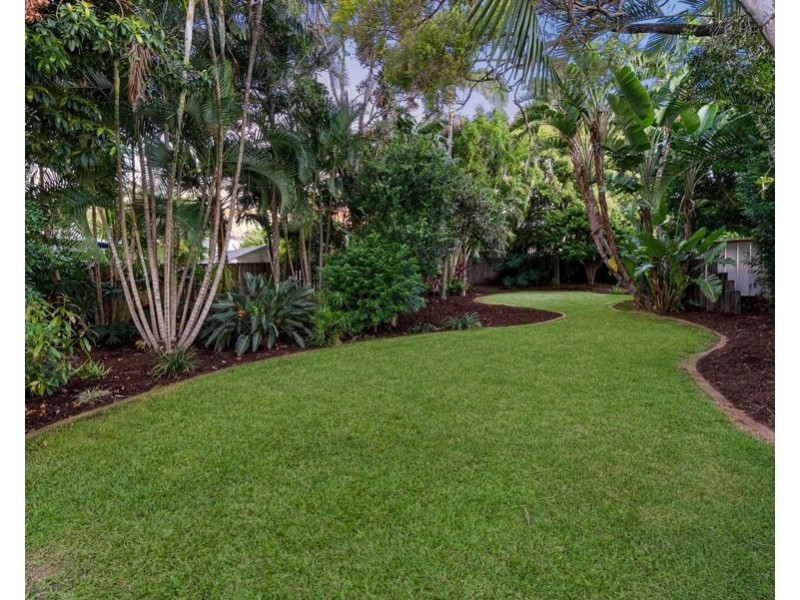 14 Emlyn Street, Coorparoo QLD 4151