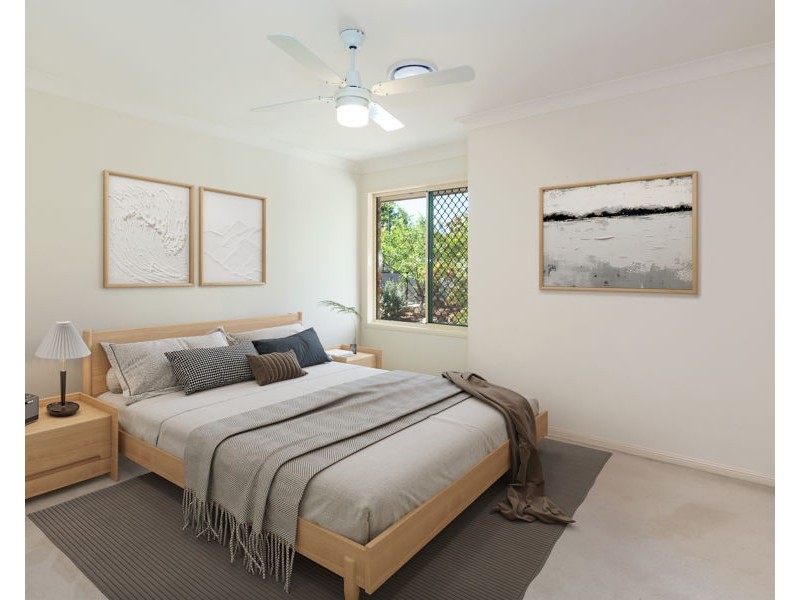 13 Barnstos Place, Carindale QLD 4152